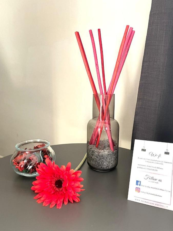 Best Quality Hotel Dock Milano Torino Esterno foto