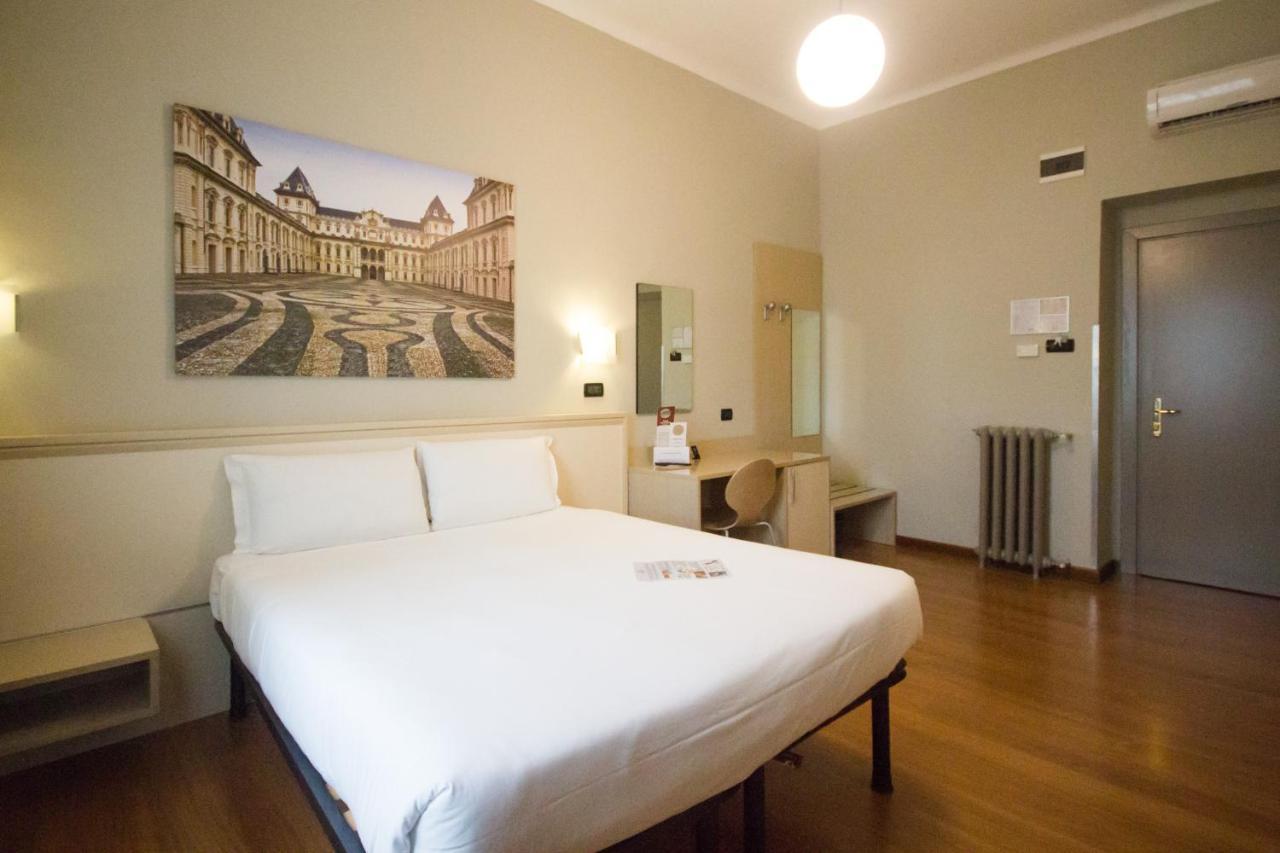 Best Quality Hotel Dock Milano Torino Esterno foto